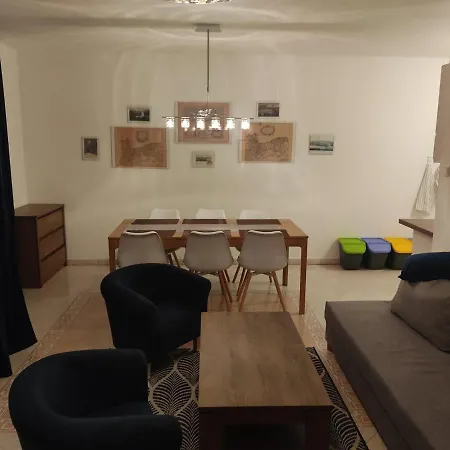 Apartment Gieldowa 8 *